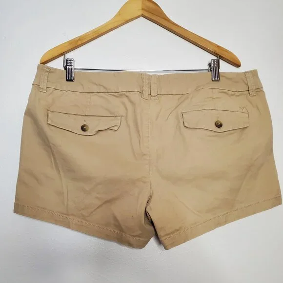 American Eagle Outfitters Women's Khaki Stretch Shorts With Button & Zip Closure - Picture 2 of 7